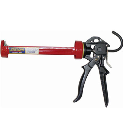 Newborn 250 Caulk Gun 1/10 gal. Super Smooth Rod Revolving Frame