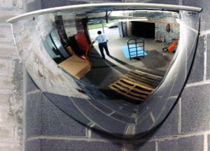 18" Acrylic Quarter Dome 90° Mirror