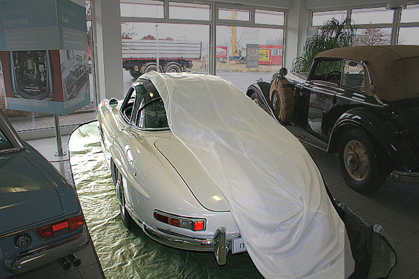 Zerust 82 in x 180 in x 60 in Car Cover