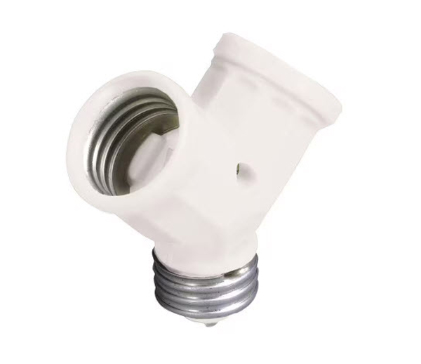 660-Watt Keyless Twin-Socket Lamp Holder Adapter